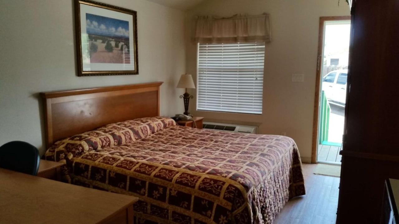Garden Inn & Suites Hebbronville Extérieur photo