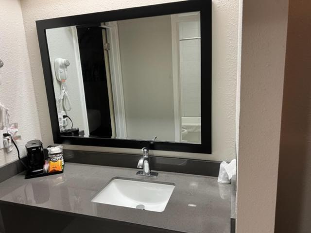 Garden Inn & Suites Hebbronville Extérieur photo